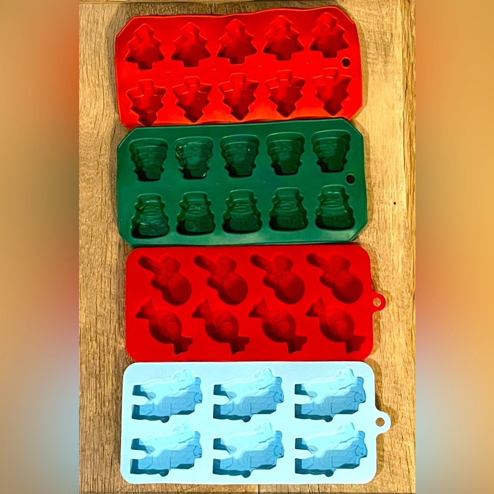 4 Silicone Molds - Christmas Theme - cross posted